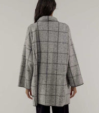 Load image into Gallery viewer, Elemente Clemente | Coat | C25D5601157