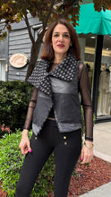 Load image into Gallery viewer, Alembika | Vest | AJ911