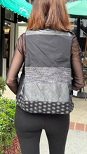 Load image into Gallery viewer, Alembika | Vest | AJ911