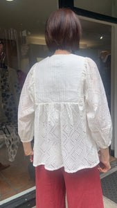 Yerse | Top | 42898