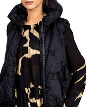 Load image into Gallery viewer, Beate Heyman |234-W5-21 | Vest |F25