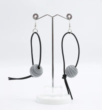 Load image into Gallery viewer, Jianhui | earring | Polymer clay