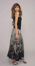 Load image into Gallery viewer, Beate Hyman | Skirt | 355-31