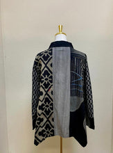 Load image into Gallery viewer, Yaza | Jacket | BJ-17021