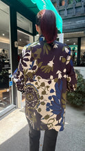 Load image into Gallery viewer, Indies | Blouse | 2093 Queen