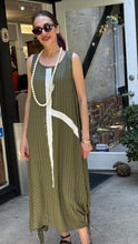 Load image into Gallery viewer, Lozzee | Dress | 378