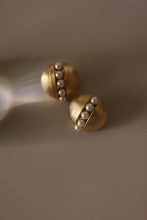 Load image into Gallery viewer, Vintage Baazaar | Earring | 96