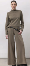 Load image into Gallery viewer, Lotus | Pants | 17/Efforia