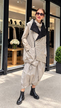 Load image into Gallery viewer, Lotus | Skirt | 33/Planis