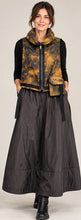 Load image into Gallery viewer, NY77 | Skirt Magnate | 27035