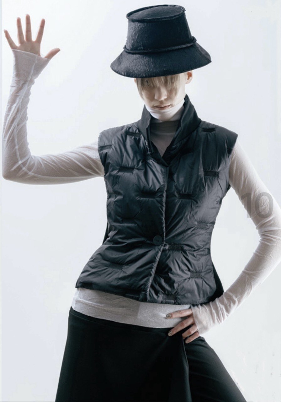 Xenia | Vest | Lajm