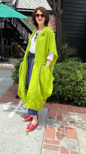 Load image into Gallery viewer, Kedem | Vest | W600