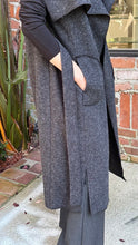 Load image into Gallery viewer, Xenia | Vest | Pavo